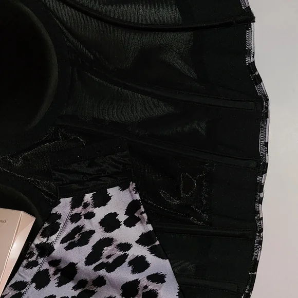 NWT 36D Victoria Secret Gray Leopard Bustier - Picture 10 of 12